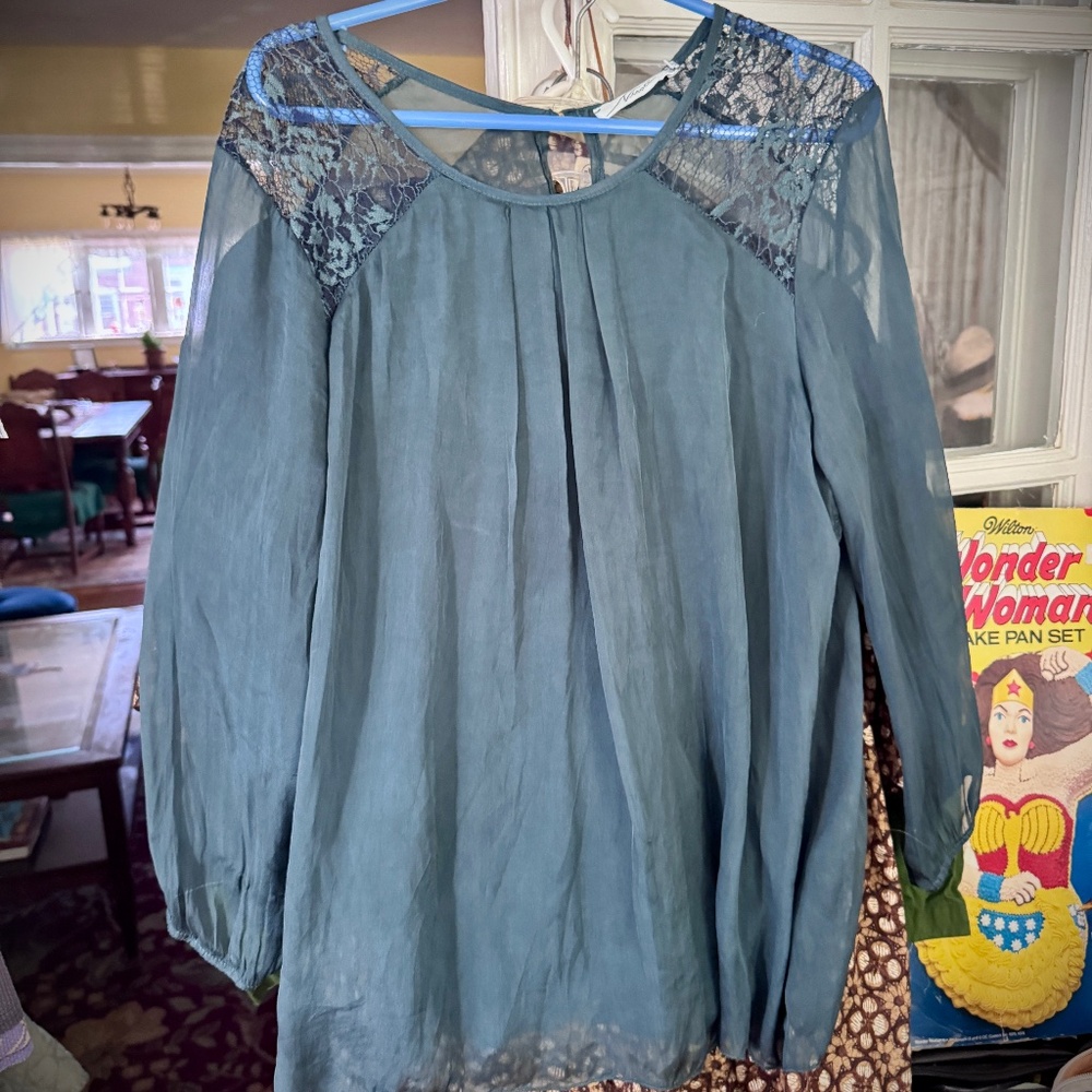 Nicole 100% Silk Blouse Lace Dark Green Shoulder Peasant Shirt Top Womens Sz.M